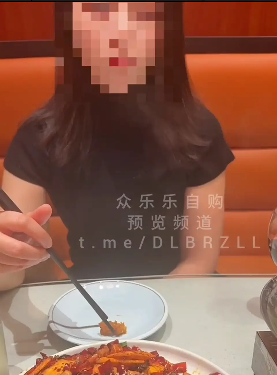 约炮大神-孟德-82年紫色丝袜性感少妇（2V,1.92G）