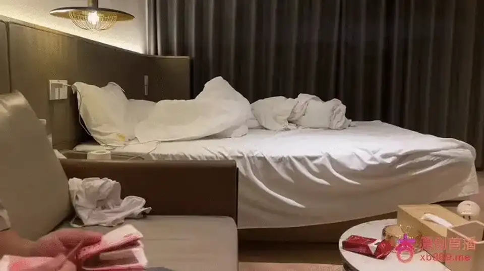 [会所嫖娼类] [自行打包] 今天约了个丰满少妇，妹子大胸大屁股葫芦身材，干起来_. [1v+267M][百度盘]