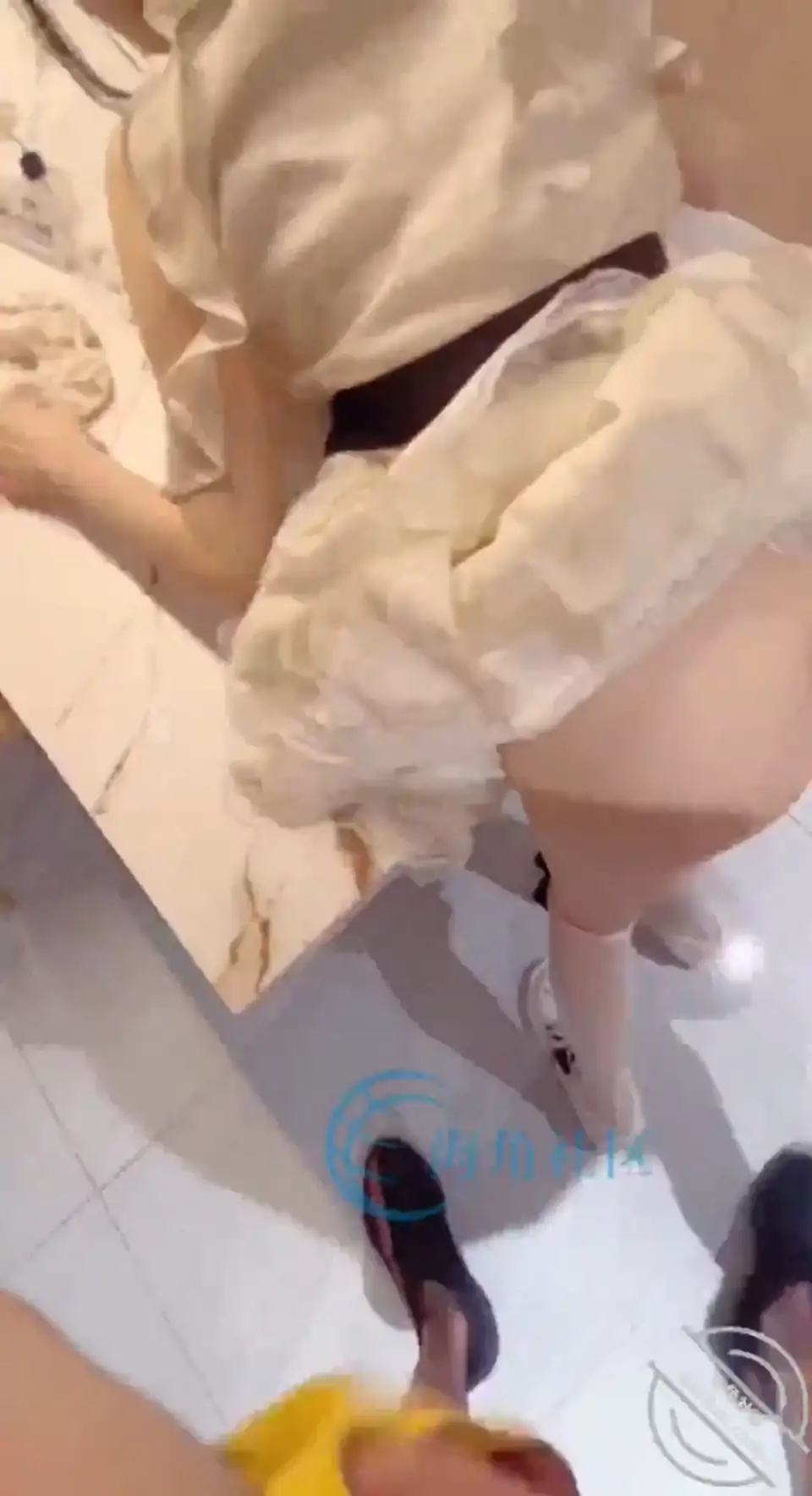 [自拍] [转载搬运] 海角社区大神意淫自己妹妹最新作品，随时随地和白丝小_. [1v+400m][百度盘]