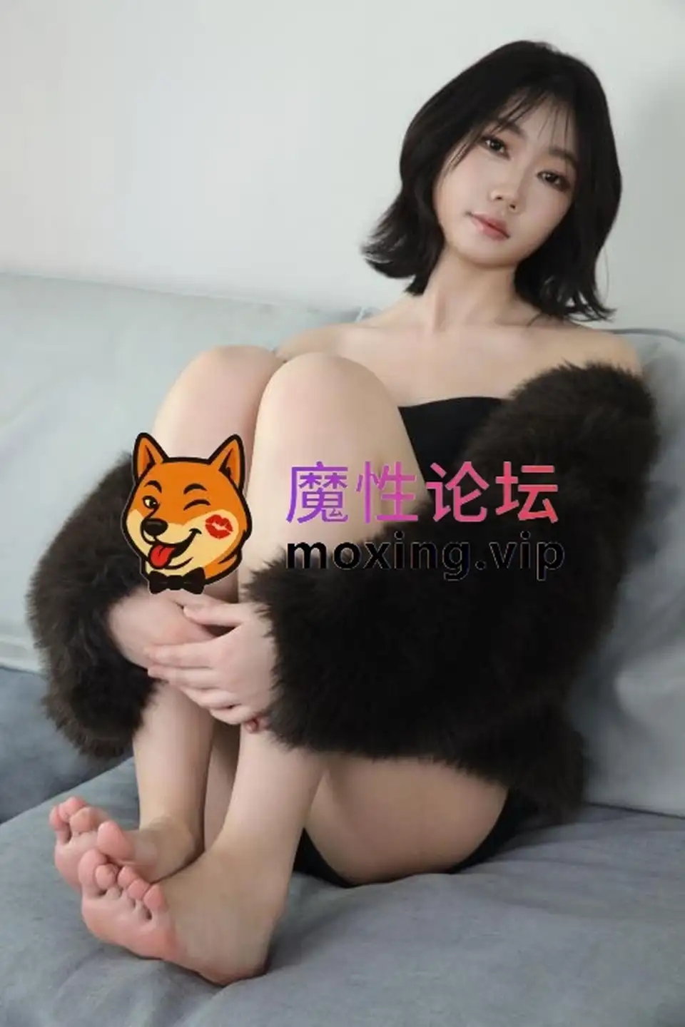绮梦摄影-琳琳-性感热裤高跟白袜[271P1V-2.2G 百度网盘]