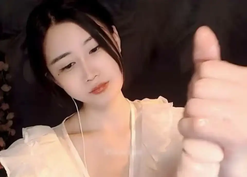 [转载搬运] 小太阳贼大定制ASMR [1+3.7G][百度盘]