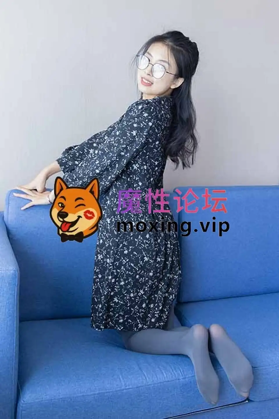 袜啵啵-奶油-低跟鞋、连衣裙厚肉丝灰丝 [144P1V-1.5G百度网盘]