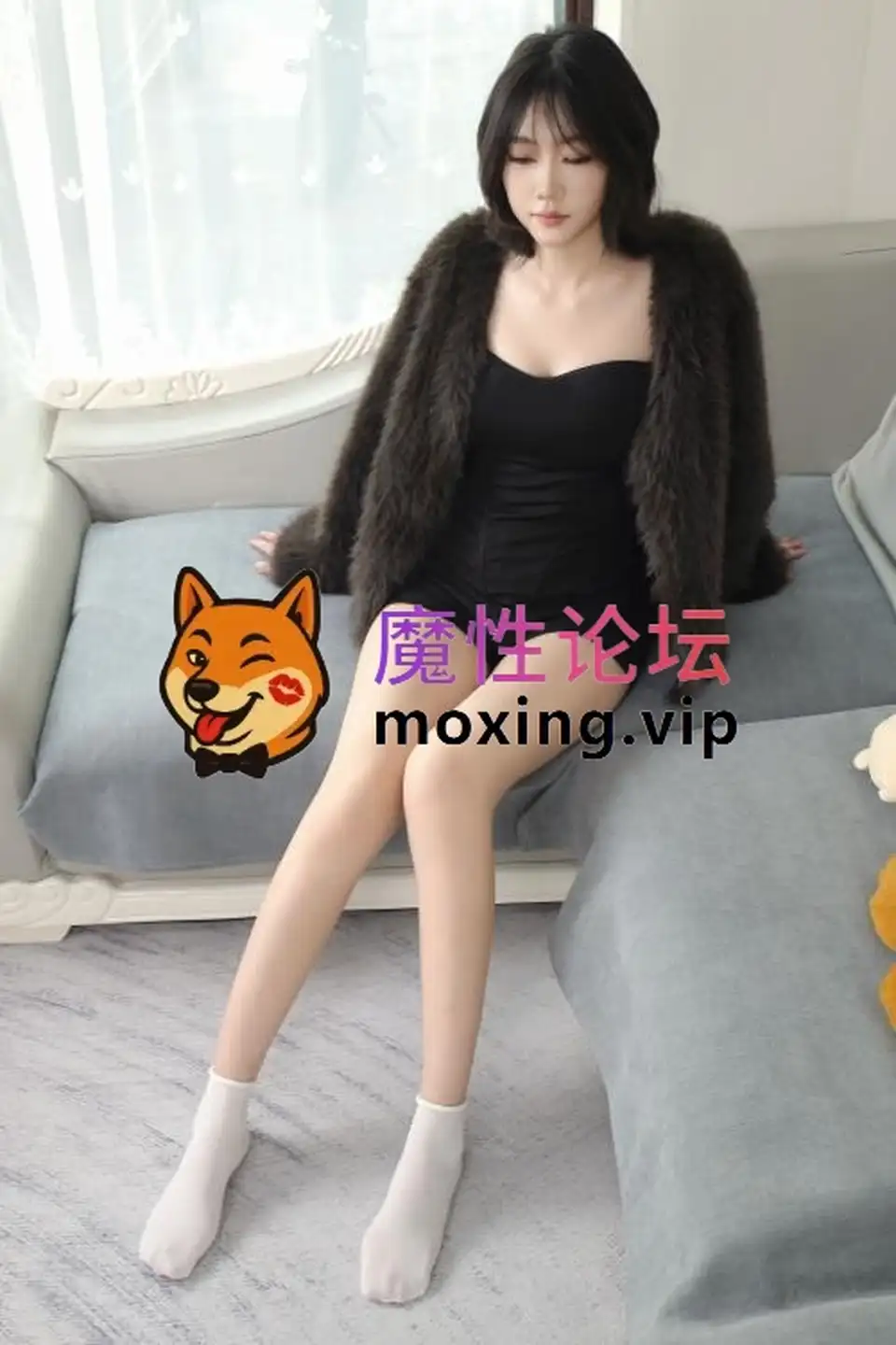 绮梦摄影-琳琳-性感热裤高跟白袜[271P1V-2.2G 百度网盘]