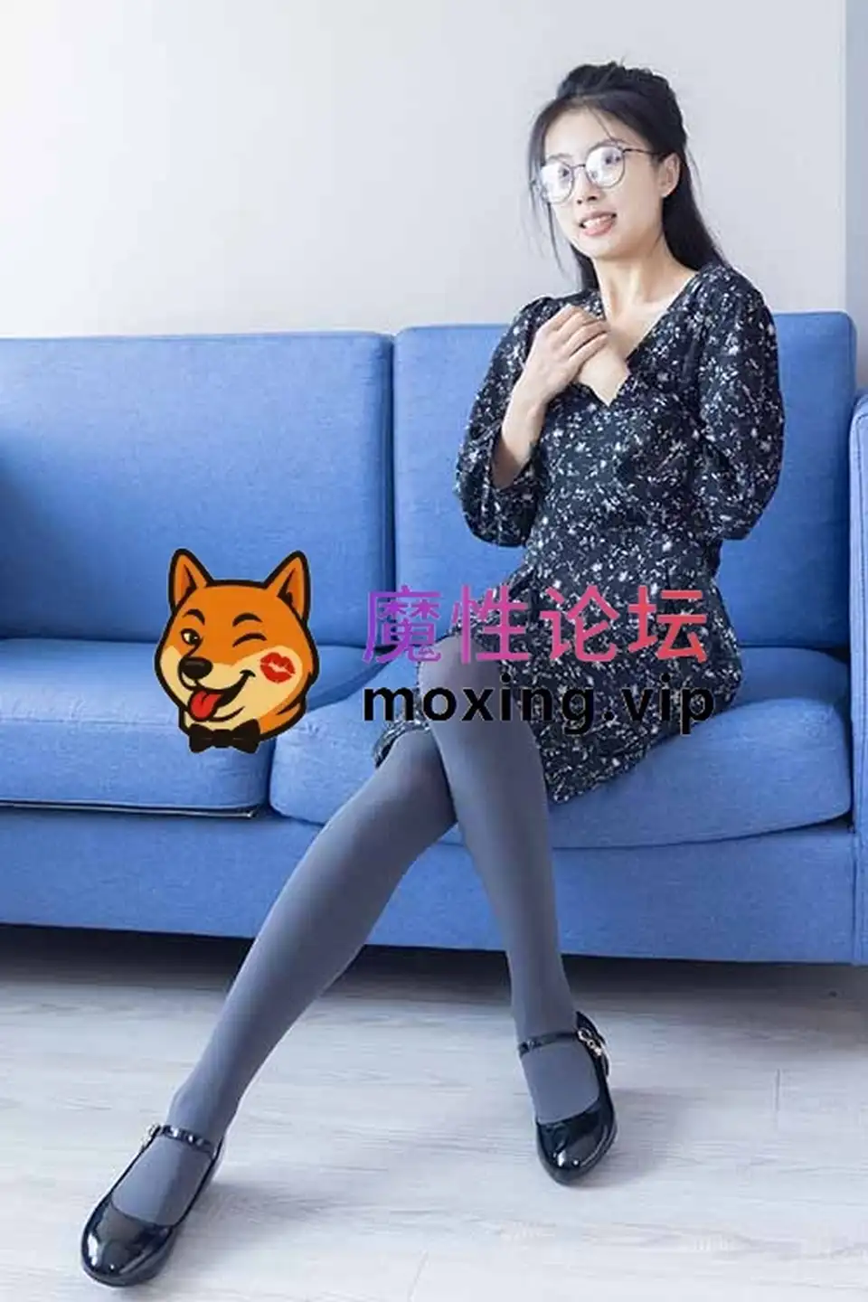 袜啵啵-奶油-低跟鞋、连衣裙厚肉丝灰丝 [144P1V-1.5G百度网盘]