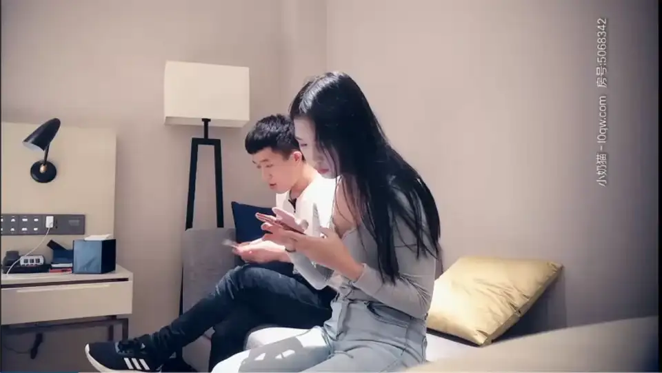 [91大神] [转载搬运] 【七天精品探花】深夜约操兼职小幼师 [1v+14.7g][百度盘]