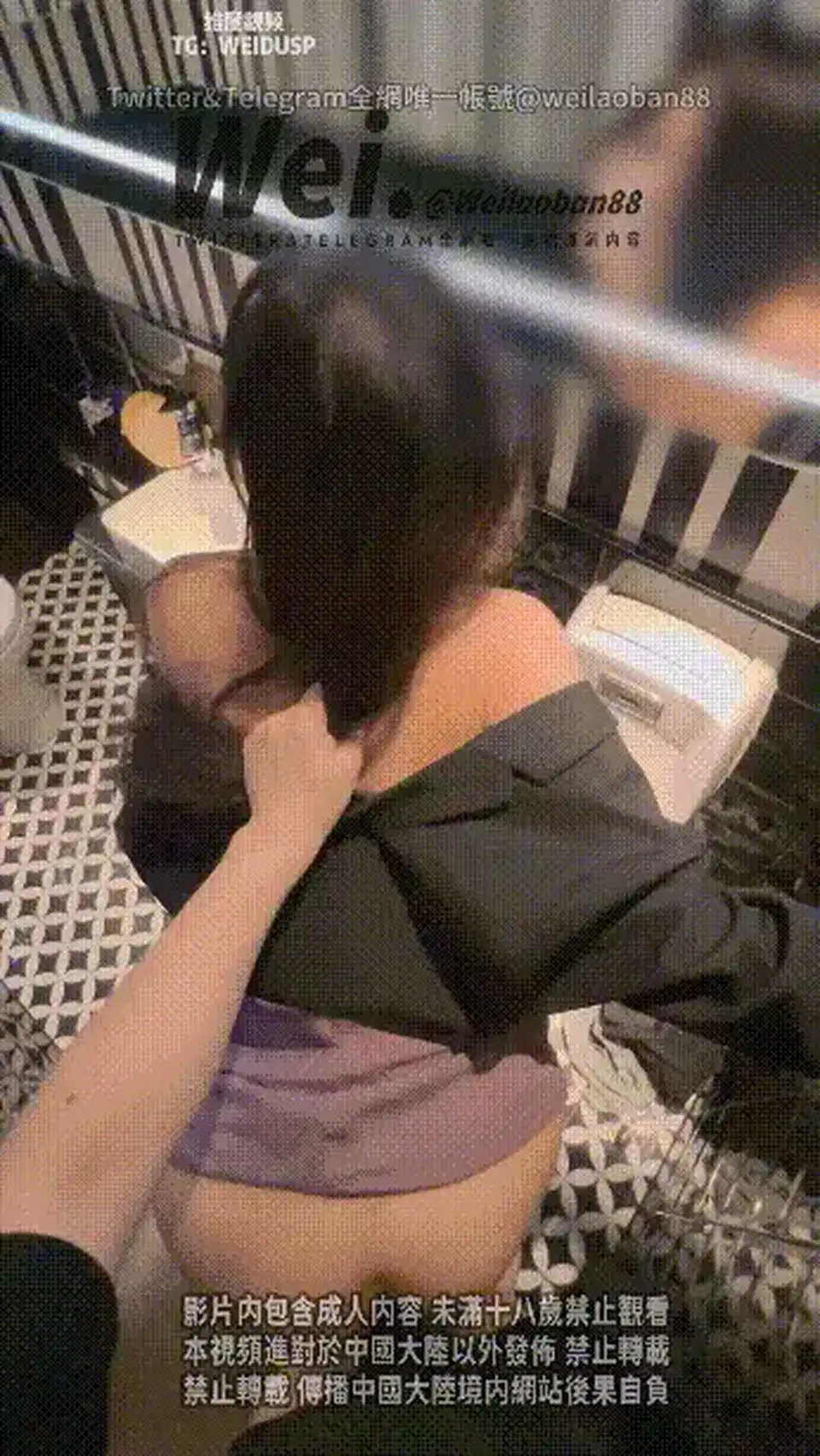 [国产] [转载搬运] 约炮大神weilaoban88KTV内把小红书女神灌醉拉近洗手间干p [1V+687M][磁力链接]