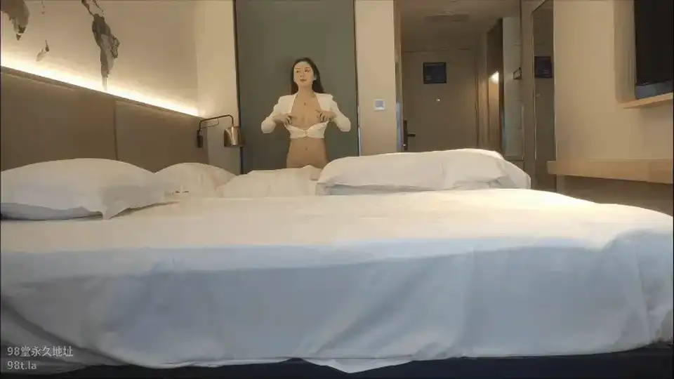 [自拍] [转载搬运] 【极品探花 AI画质增强】高端外围女神阿刚探花约炮_ [1V+1.6G][磁力链接]