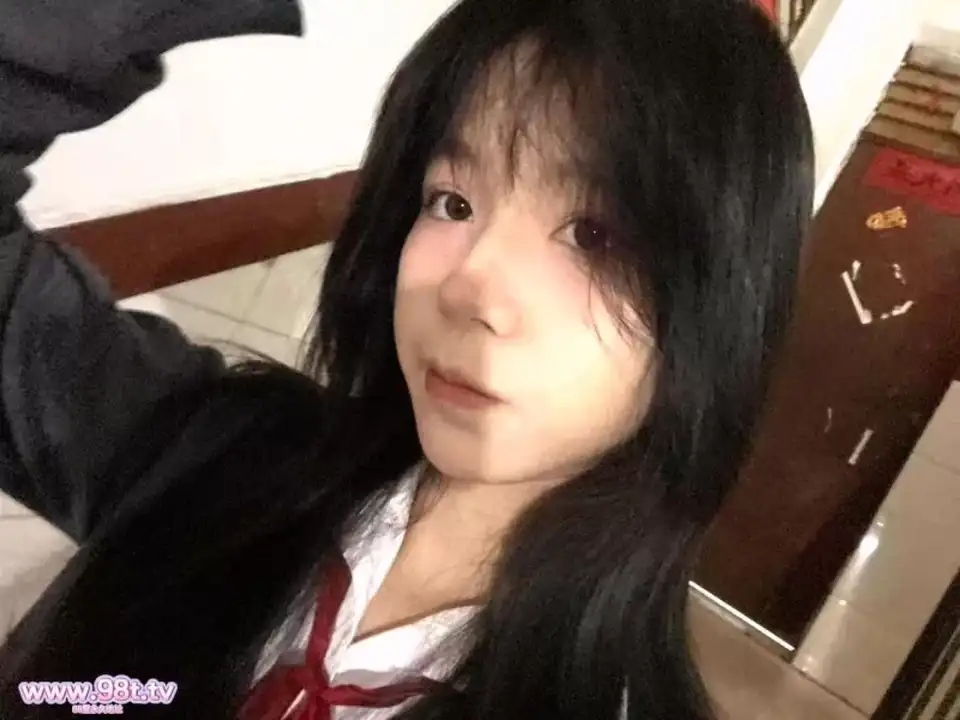 [自拍] [自行打包] 极品超嫩小美女做爱泄密-马丹妮-极品嫩妹女大这么反差 [1V+5P+1.09G][百度盘]