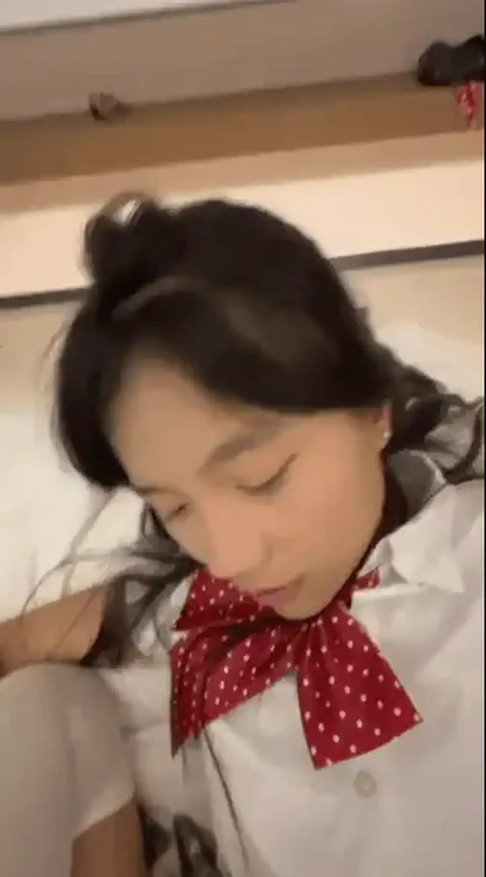 [自拍] [自行打包] 极品超嫩小美女做爱泄密-马丹妮-极品嫩妹女大这么反差 [1V+5P+1.09G][百度盘]