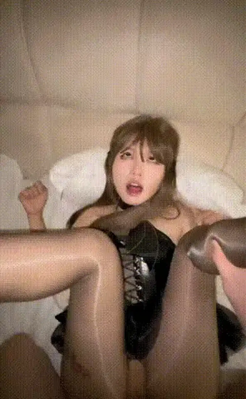 [合集] [自行打包] 私密圈群友分享的完整版原档 07年精神小妹小恶魔啪啪 [9V+5.98G][百度盘]