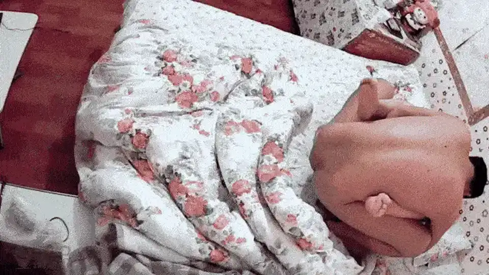 [美女御姐] [转载搬运] 居家摄像头偷窥夫妻在家打炮鸡巴不顶用老婆还得用按摩_ [2+273 MB][磁力链接]
