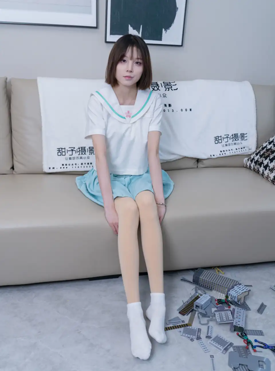 甜予摄影 – 珞珞 – 白棉袜 超短裙厚肉丝 【134P1V1.9G】