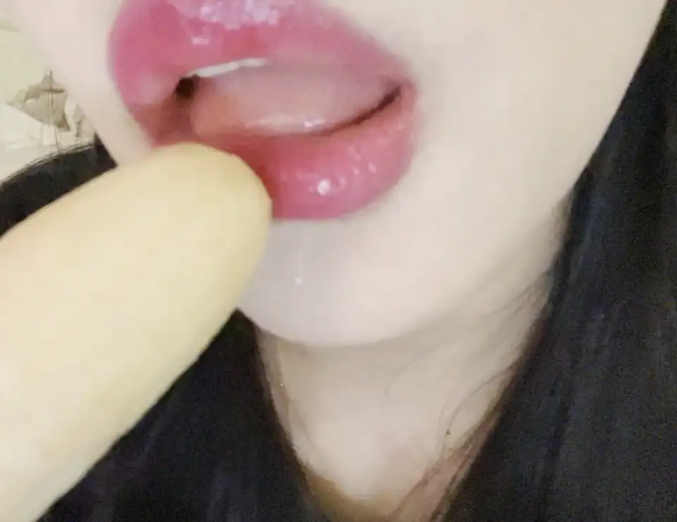 困困巧克力 来看瀑布了 1V308M百度盘