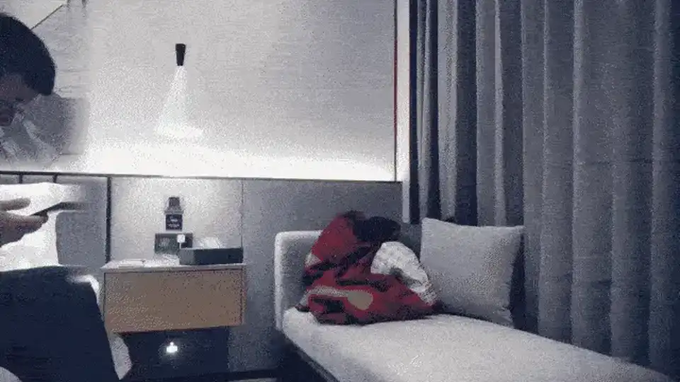[美女御姐] [转载搬运] 【七天高端外围】身材有点丰满的车模_上位骑乘翘起屁股_ [2+624 MB][磁力链接]